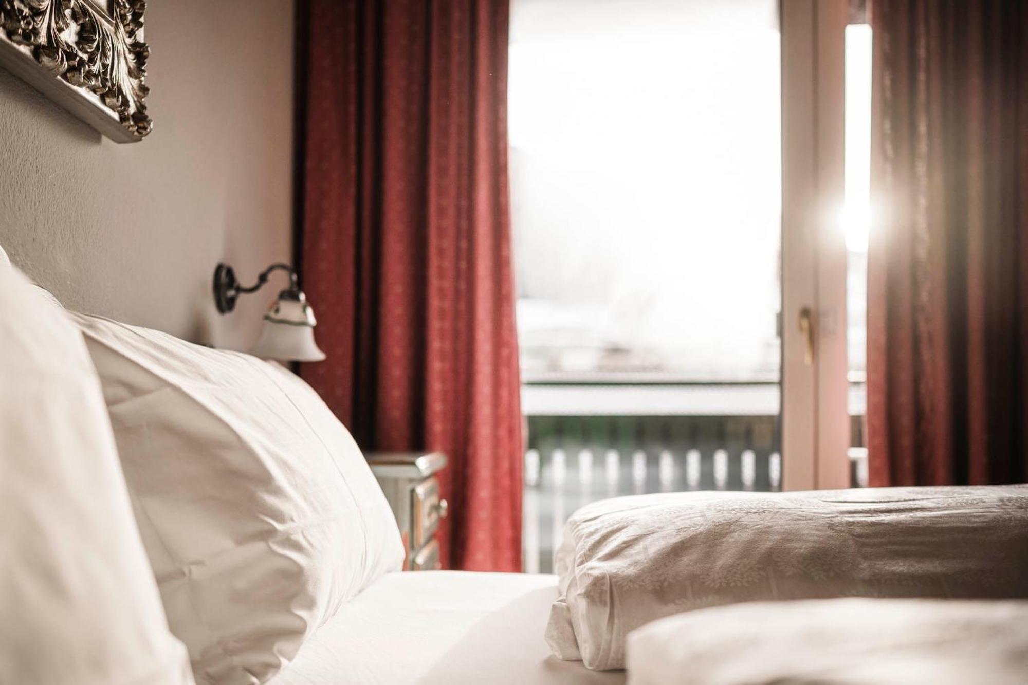 Hotel Cavallino D'Oro Bed&Breakfast Castelrotto Esterno foto