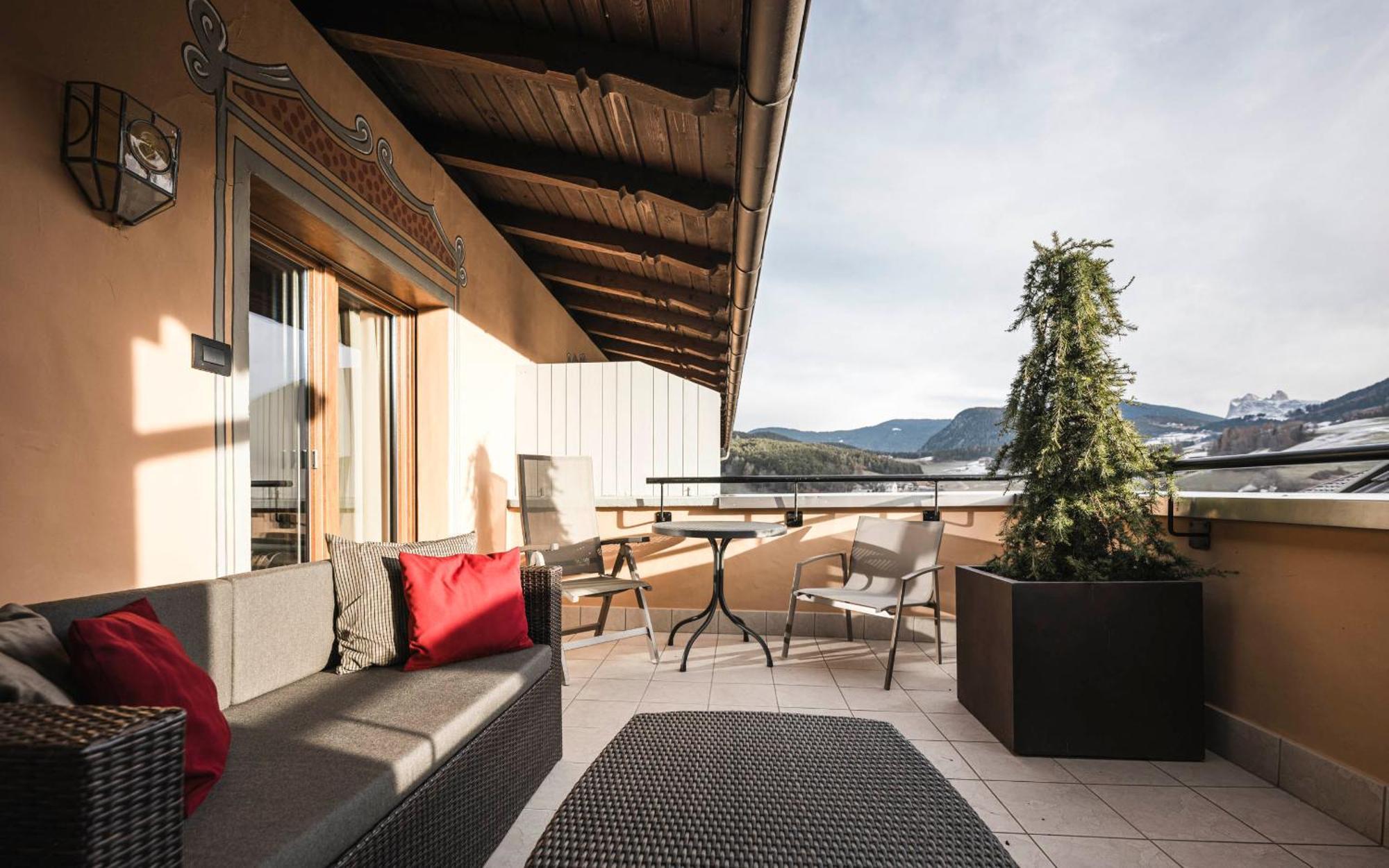 Hotel Cavallino D'Oro Bed&Breakfast Castelrotto Esterno foto