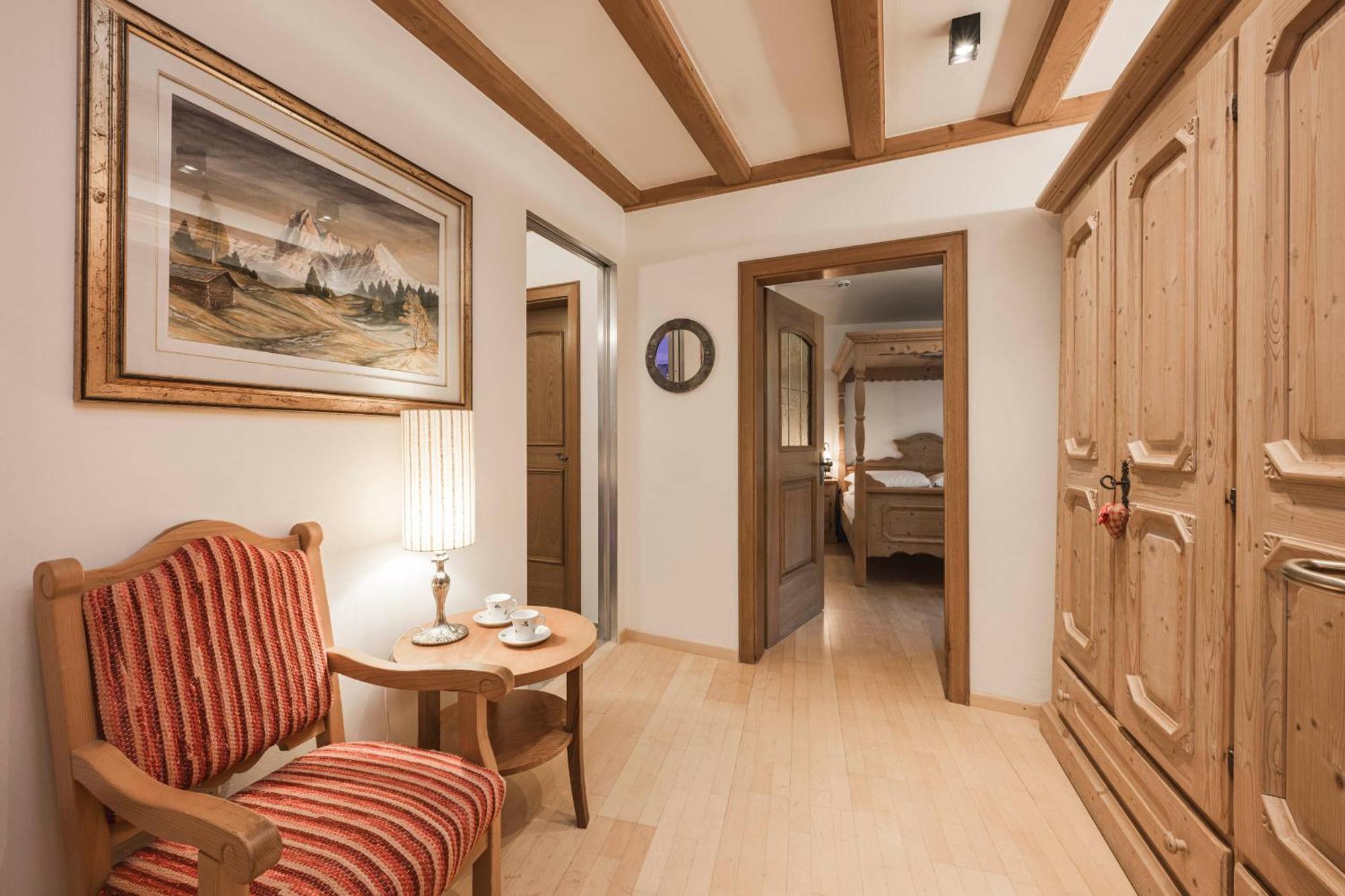 Hotel Cavallino D'Oro Bed&Breakfast Castelrotto Esterno foto