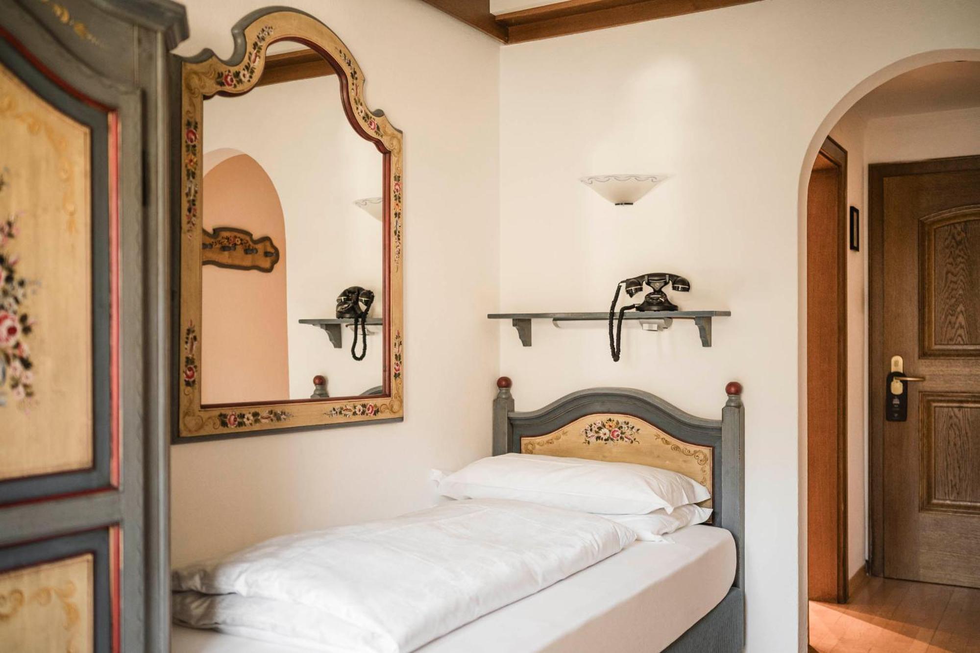 Hotel Cavallino D'Oro Bed&Breakfast Castelrotto Esterno foto